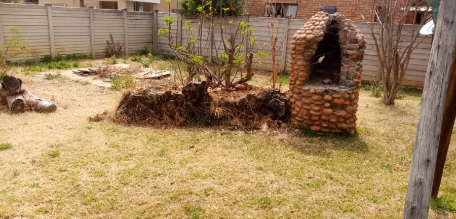 3 Bedroom Property for Sale in Songloed North West